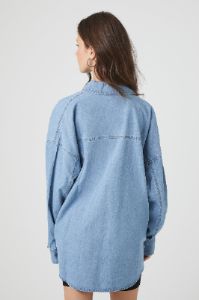 Haut en denim boutonné surdimensionné sold by Urban Planet