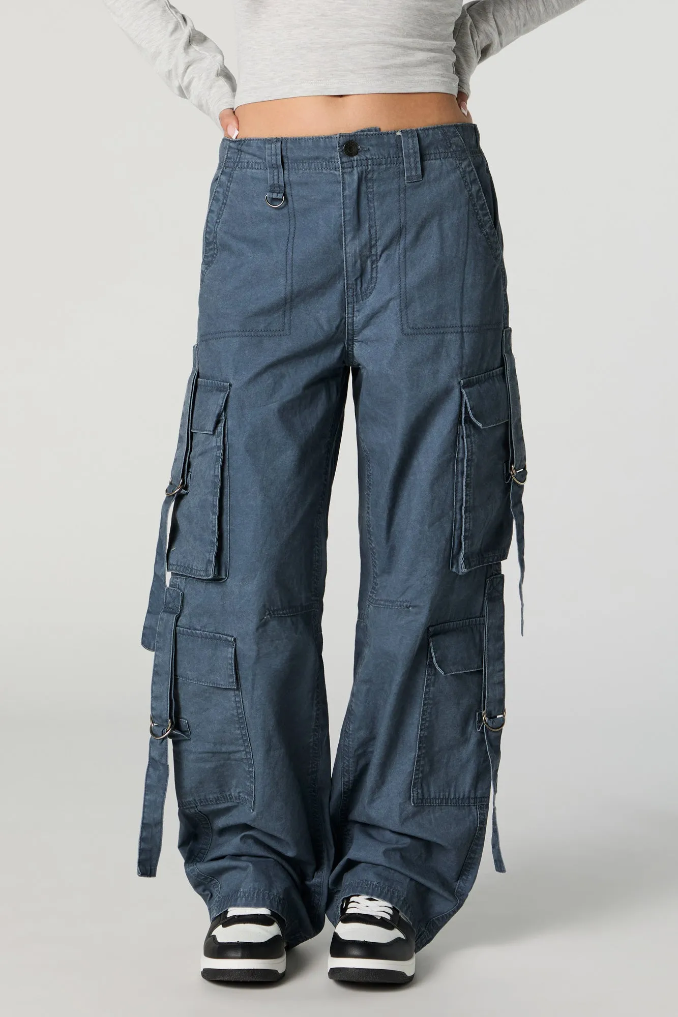 Pantalon cargo délavé avec poches multiples et anneau en D sold by Urban Planet product image thumbnail 5