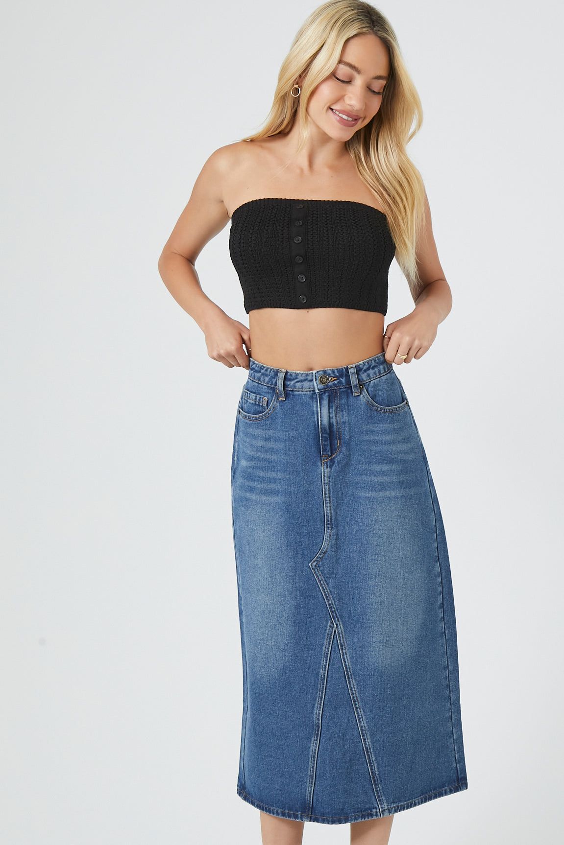 Jupe midi en denim sold by Urban Planet