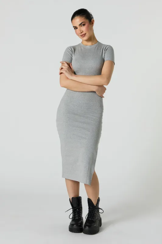 Robe t-shirt ras du cou midi moulante sold by Urban Planet