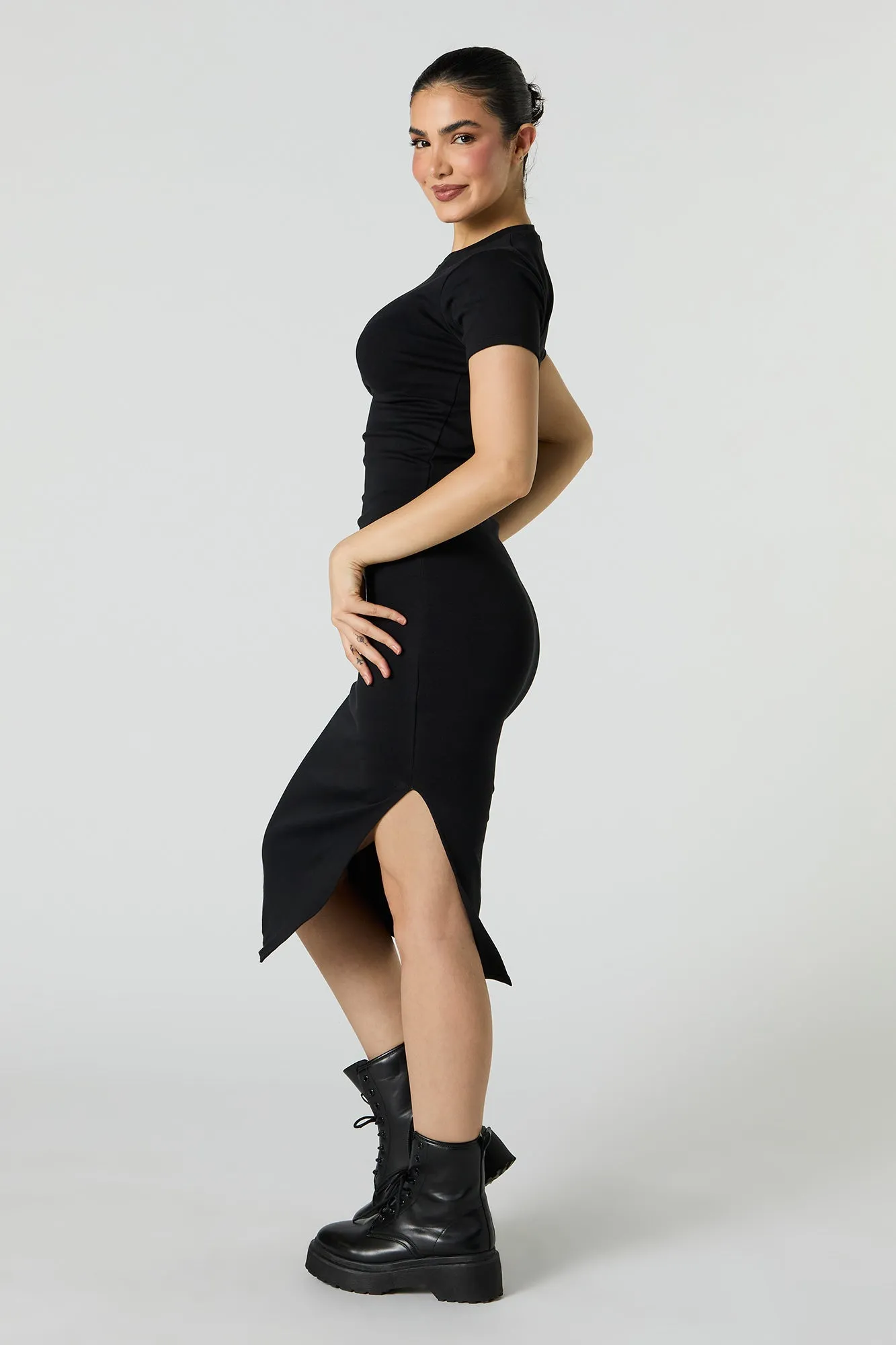 Robe t-shirt ras du cou midi moulante sold by Urban Planet product image thumbnail 5