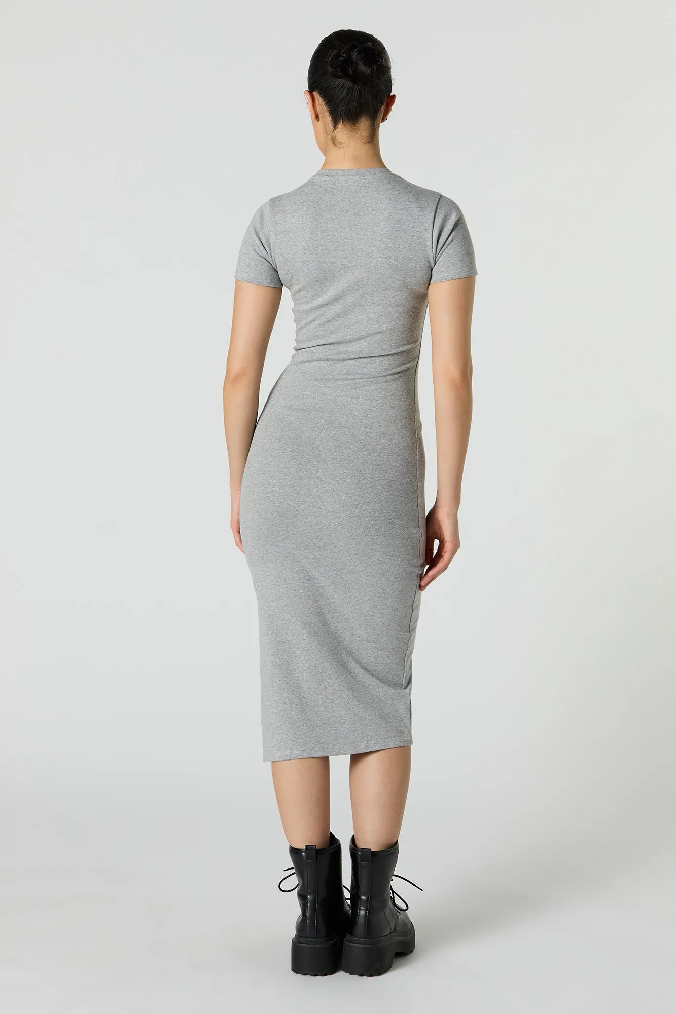 Robe t-shirt ras du cou midi moulante sold by Urban Planet product image thumbnail 3