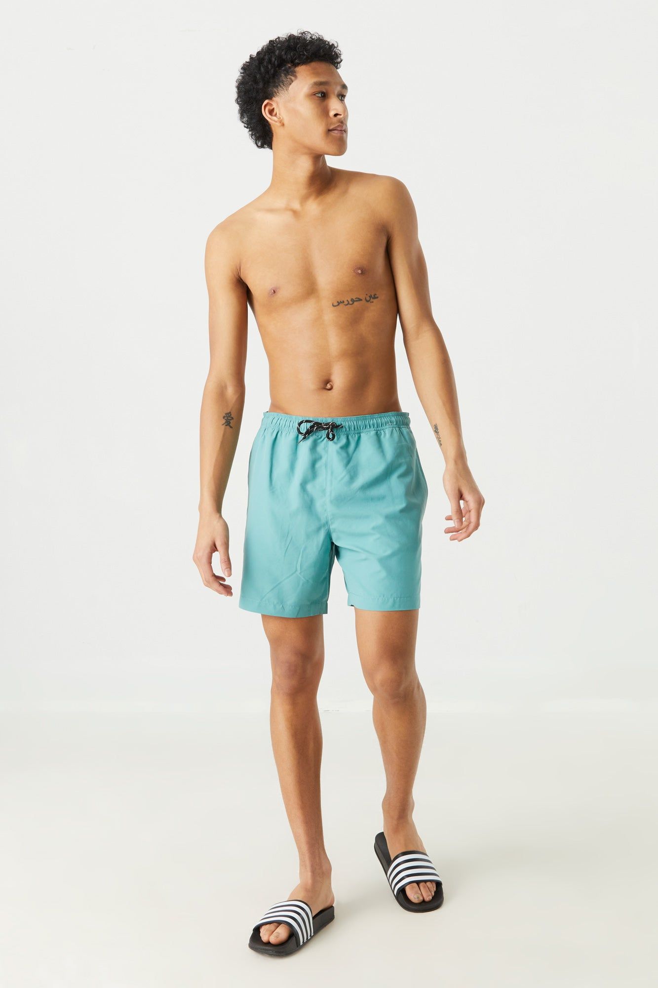 Short de surf uni coloree sold by Urban Planet product image thumbnail 3