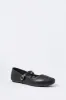 Ballerines en similicuir sold by Urban Planet