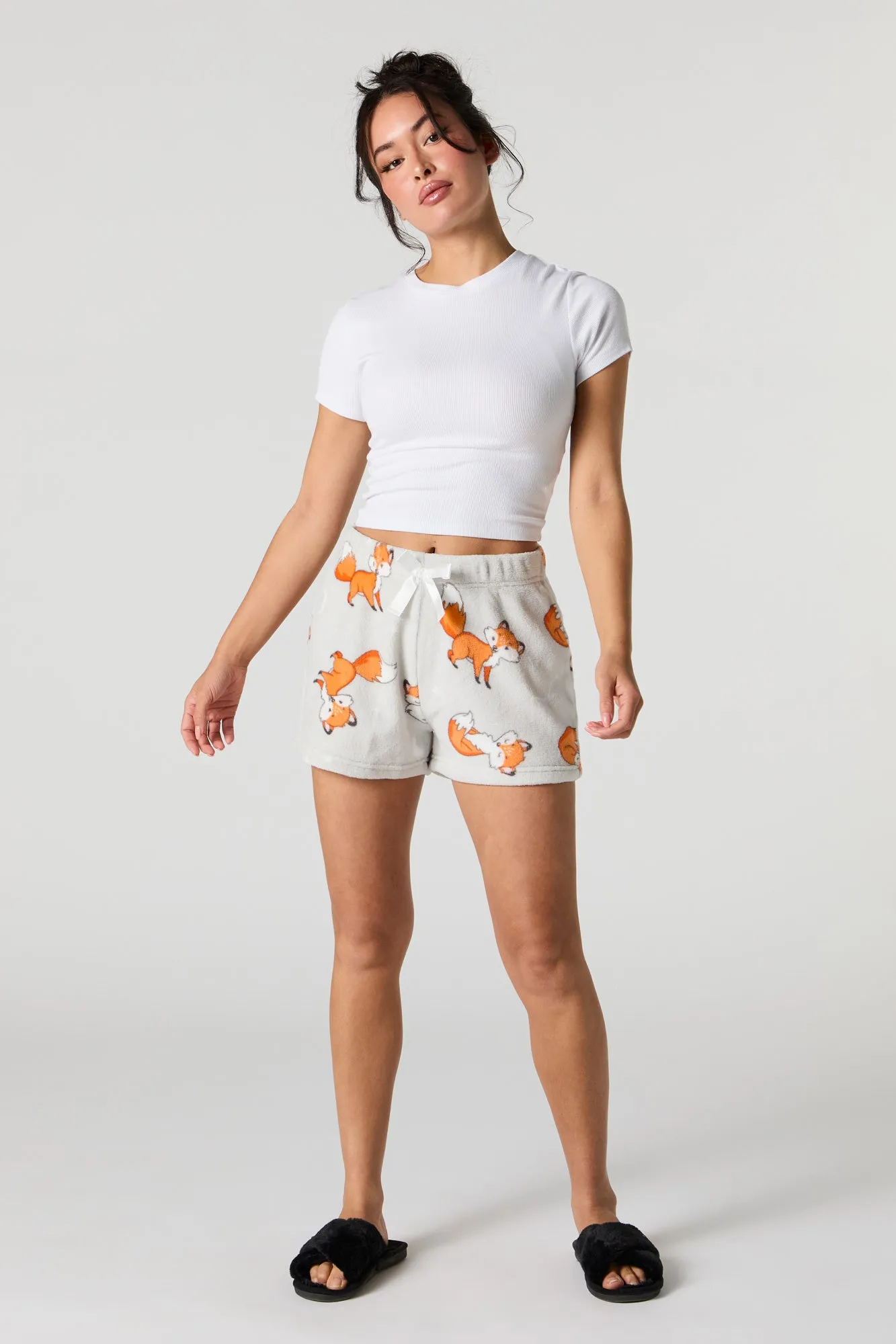 Short de pyjama imprimé en peluche sold by Urban Planet product image thumbnail 3