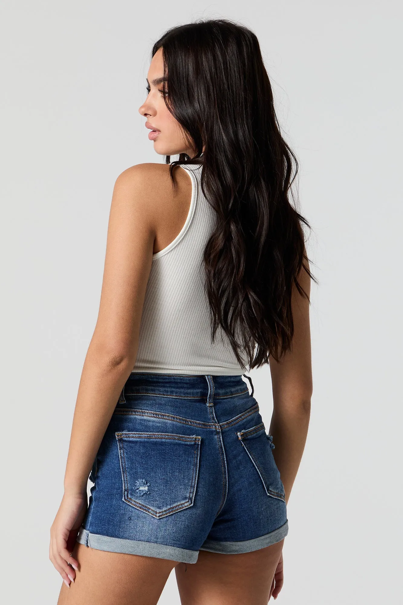 Short en denim bleu d'aspect usé sold by Urban Planet product image thumbnail 2