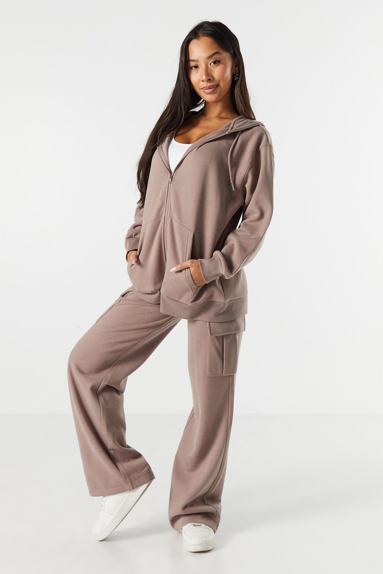 Haut surdimensionné à capuchon en molleton avec fermeture à glissière sold by Urban Planet product image thumbnail 3