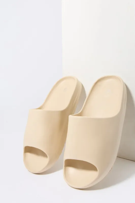 Mules en mousse sold by Urban Planet