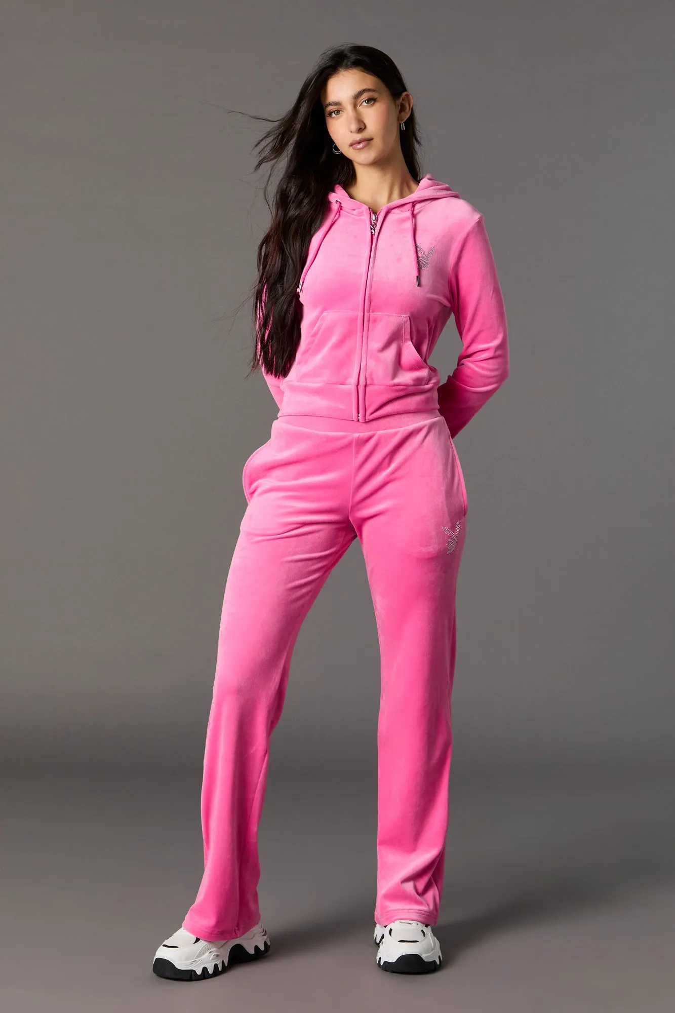 Jogger en velours à imprimé Playboy avec pierres du Rhin sold by Urban Planet product image thumbnail 4