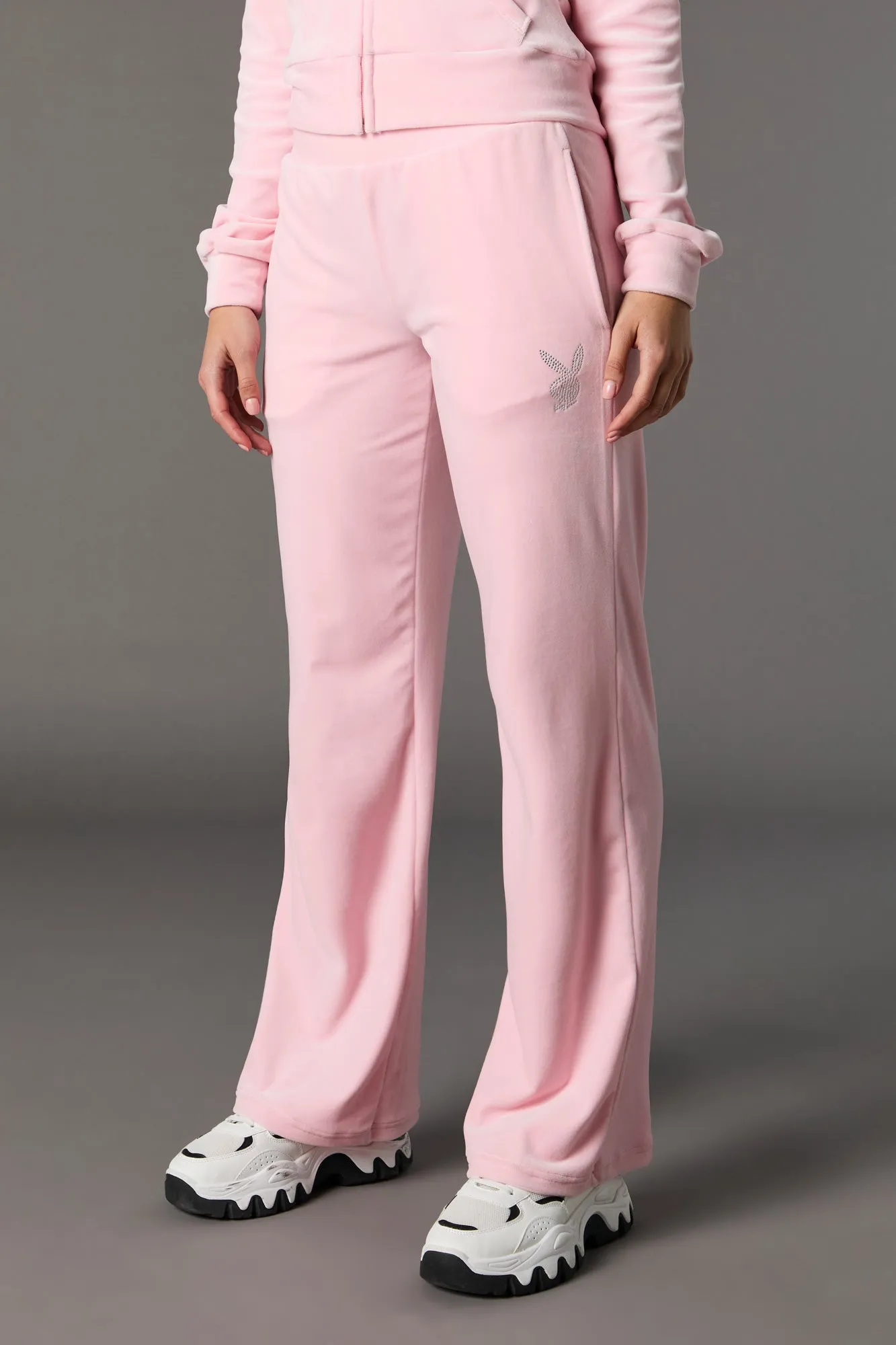 Jogger en velours à imprimé Playboy avec pierres du Rhin sold by Urban Planet product image thumbnail 2