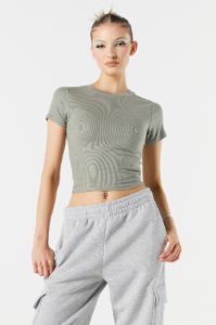 T-shirt ras du cou côtelé court sold by Urban Planet