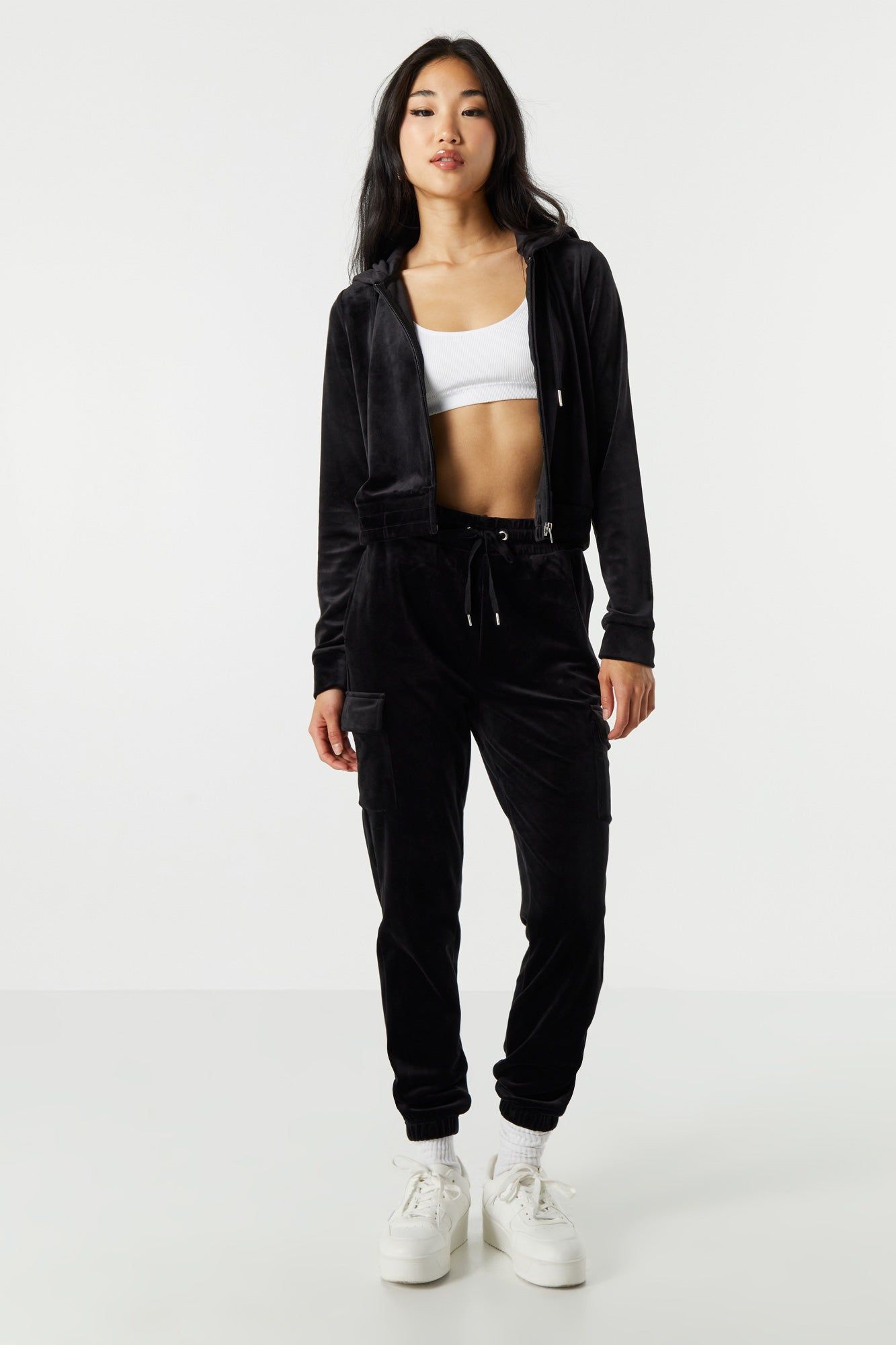 Haut à capuchon en velours avec fermeture à glissière sold by Urban Planet product image thumbnail 6