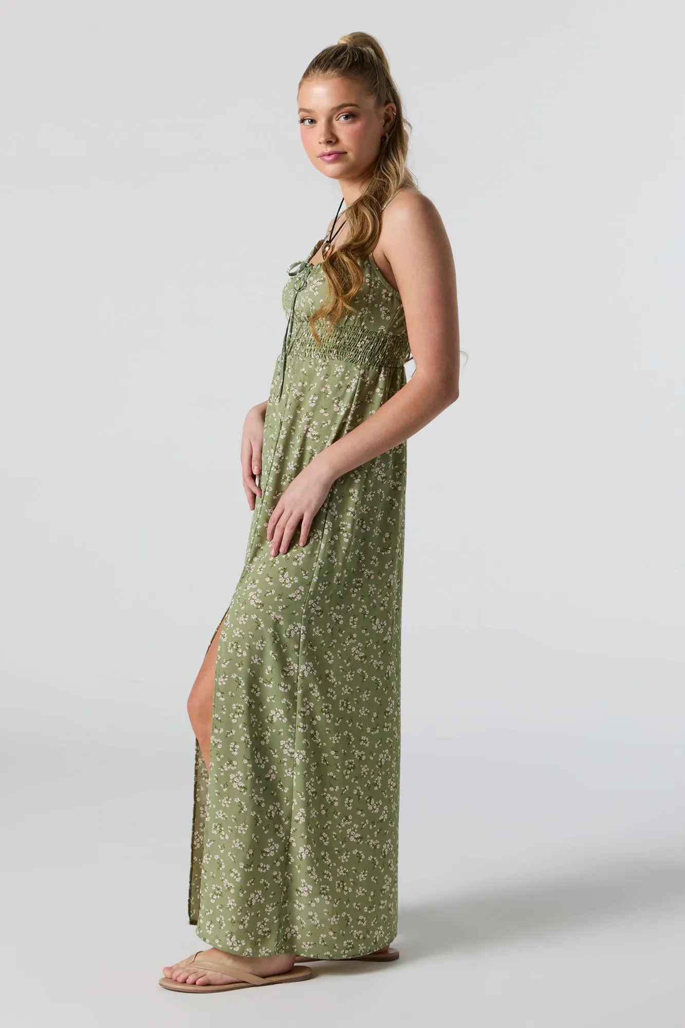 Robe maxi fleurie avec fente sold by Urban Planet product image thumbnail 5