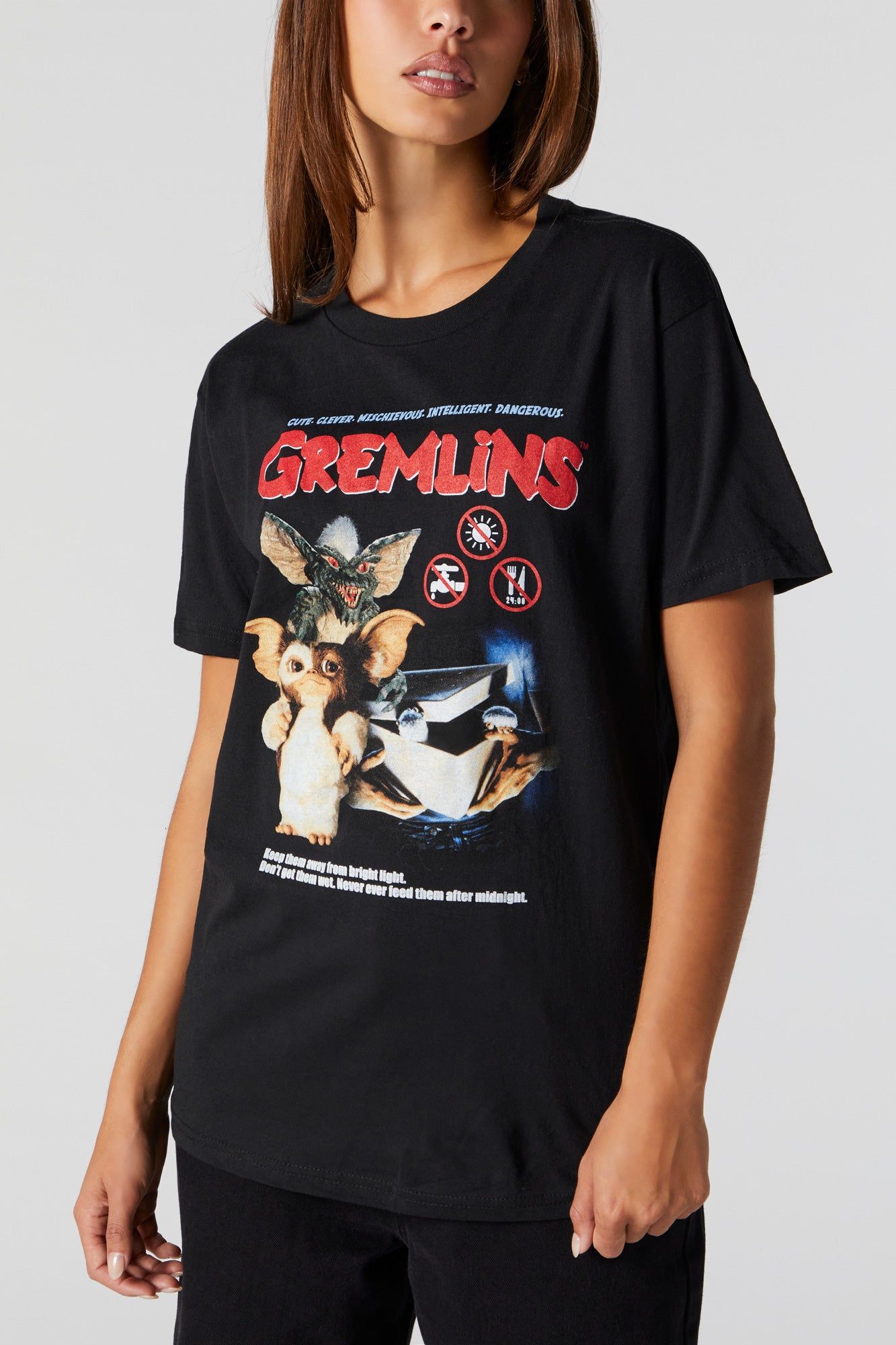 T-shirt de coupe garçonne à imprimé Gremlins sold by Urban Planet product image thumbnail 4