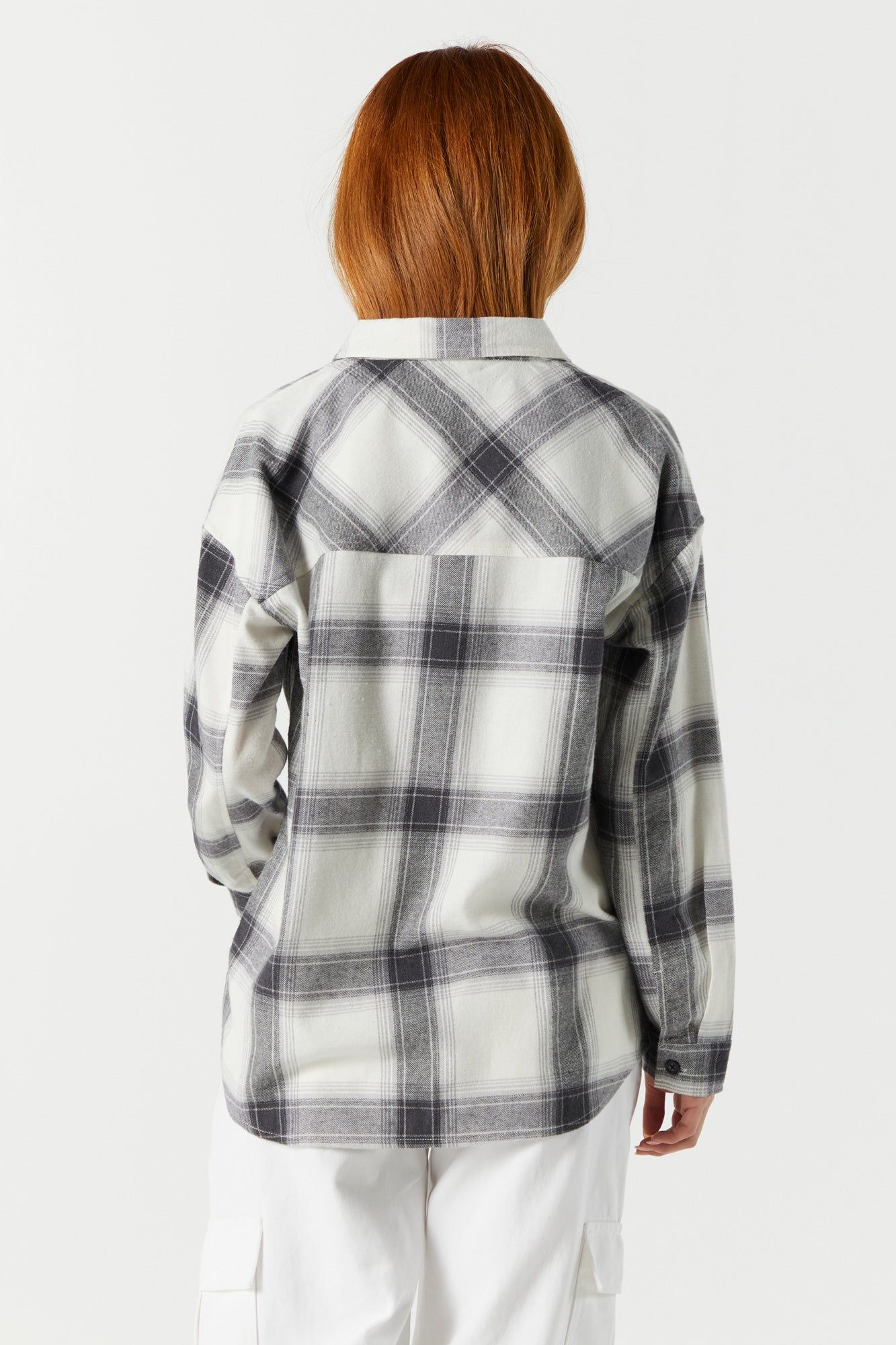 Haut en flanelle à carreaux gris sold by Urban Planet product image thumbnail 2