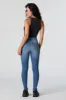 Jean ajusté délavé foncé à taille haute sold by Urban Planet