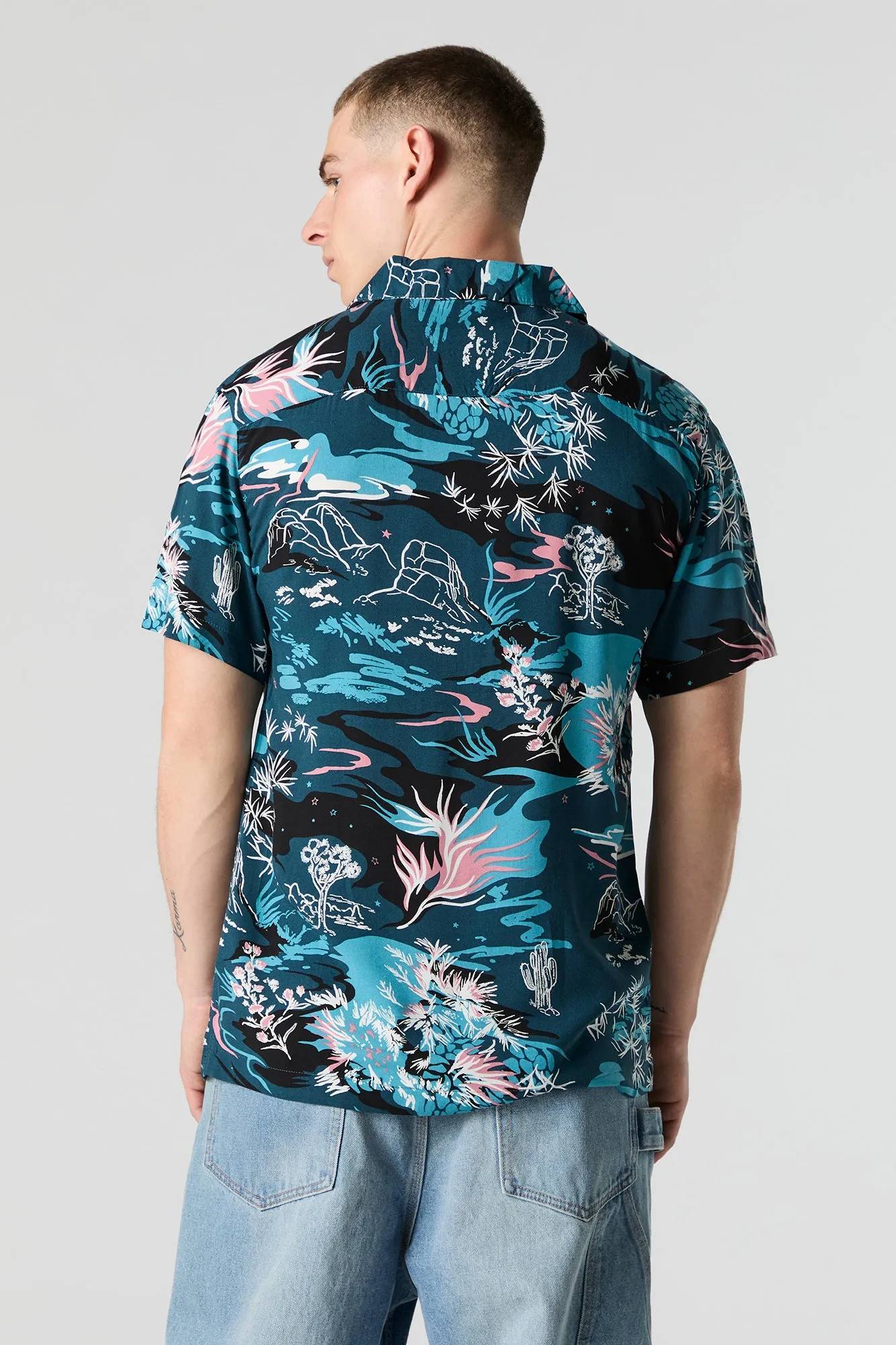 Haut boutonné à manches courtes avec motif Désert sold by Urban Planet product image thumbnail 2