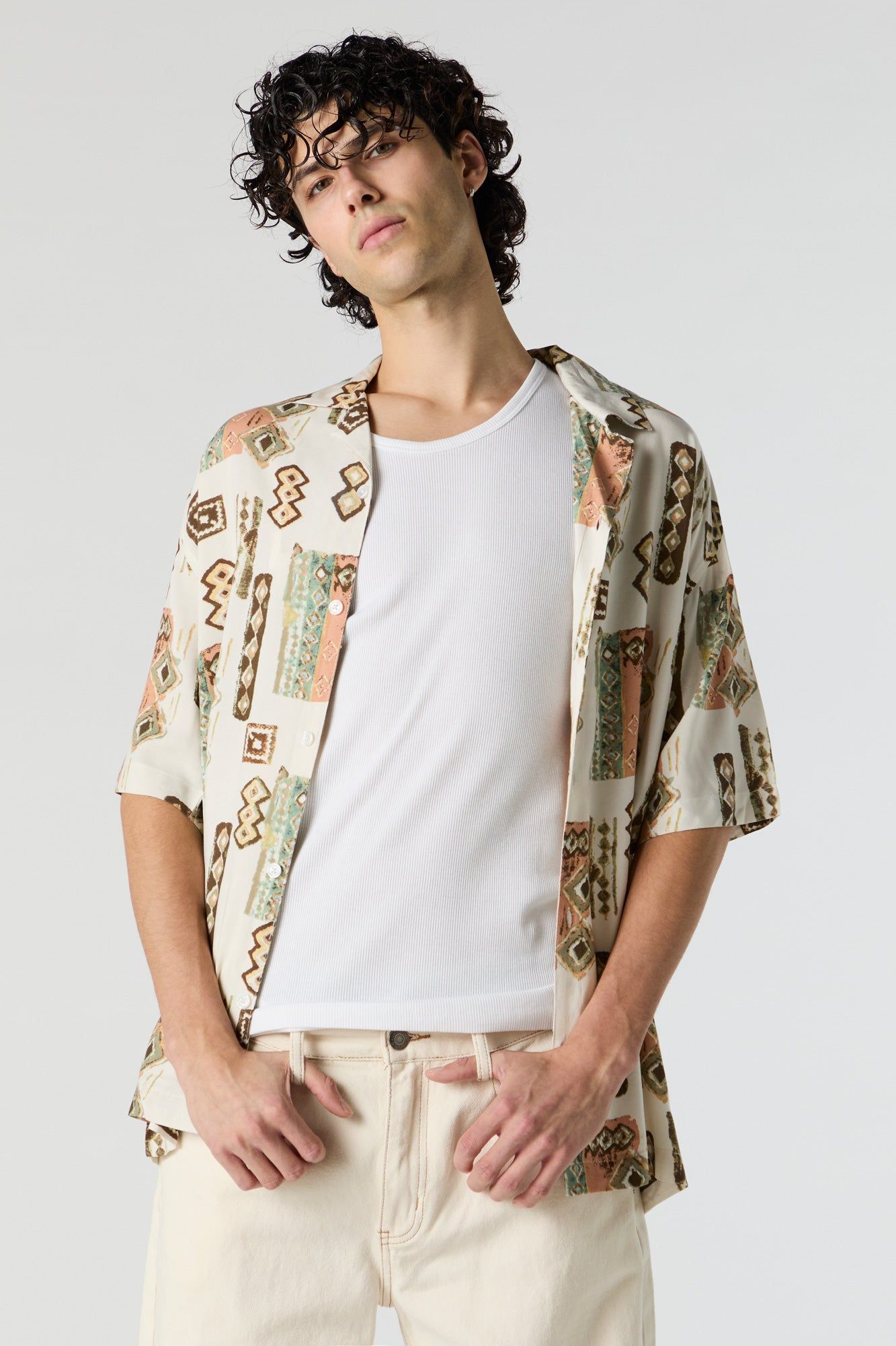 Haut boutonné avec motif aztèque sold by Urban Planet product image thumbnail 4