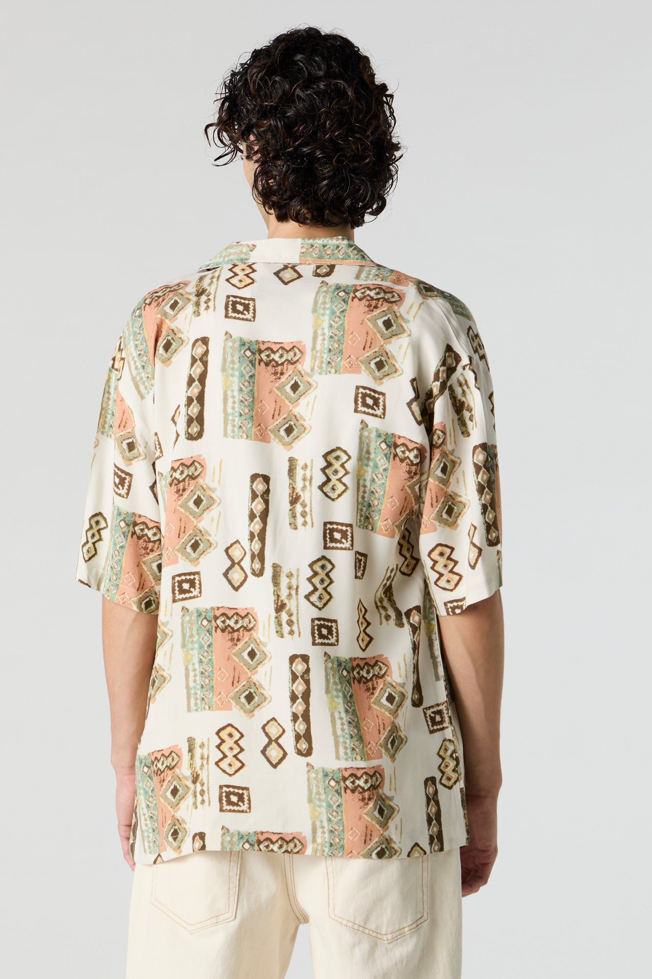 Haut boutonné avec motif aztèque sold by Urban Planet product image thumbnail 2