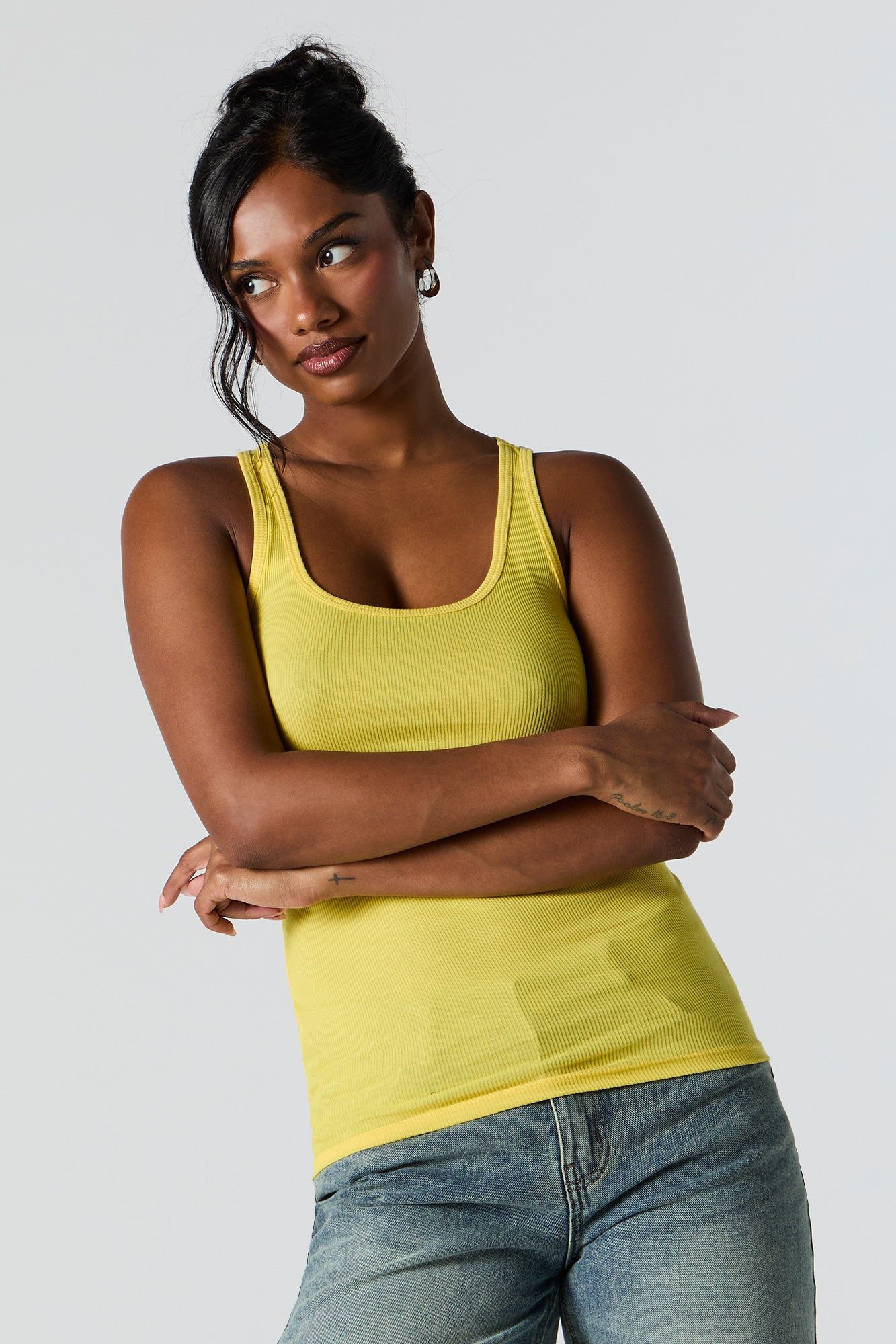 Camisole côtelée à encolure ronde sold by Urban Planet