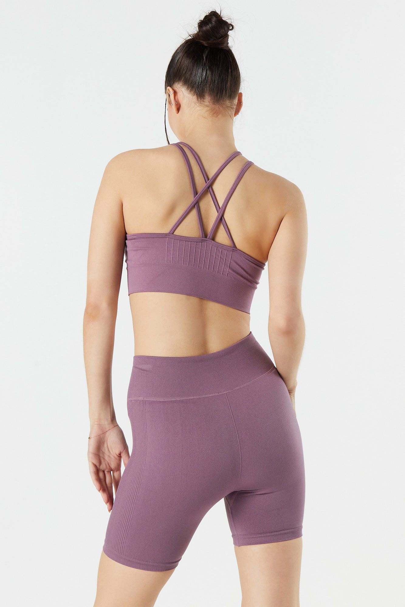 Short de cycliste à taille haute côtelé sur les côtés sold by Urban Planet product image thumbnail 26