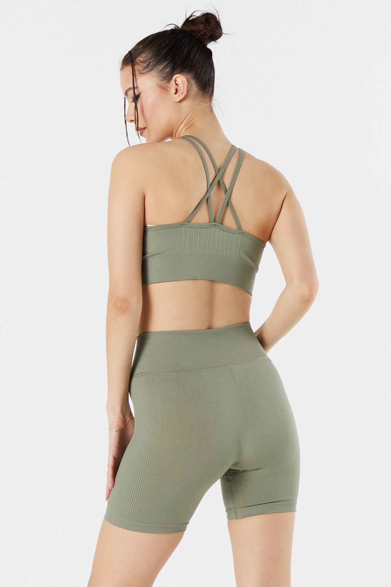 Short de cycliste à taille haute côtelé sur les côtés sold by Urban Planet product image thumbnail 22