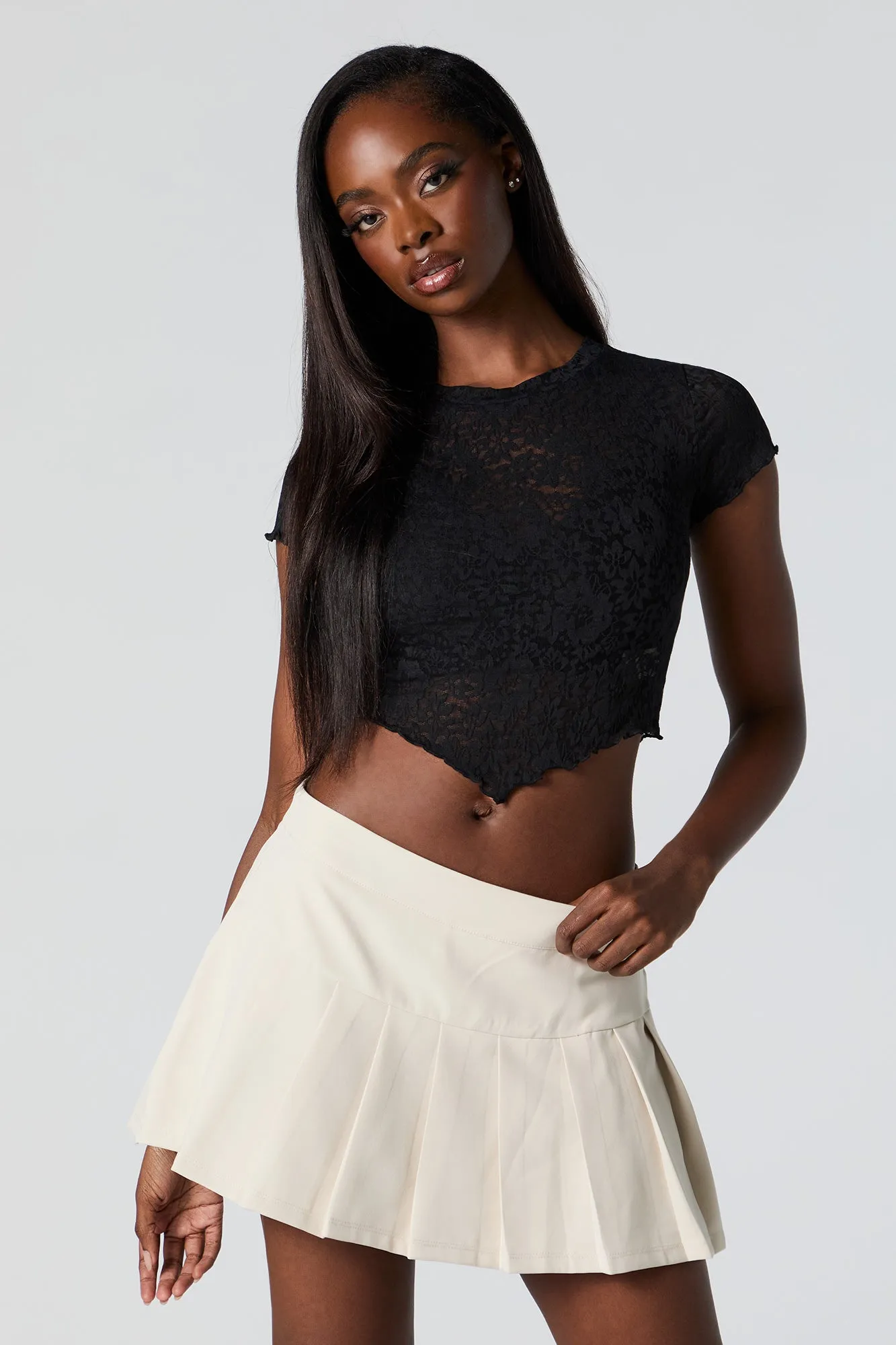 Floral Lace V-Hem Crop Top sold by Urban Planet product image thumbnail 4