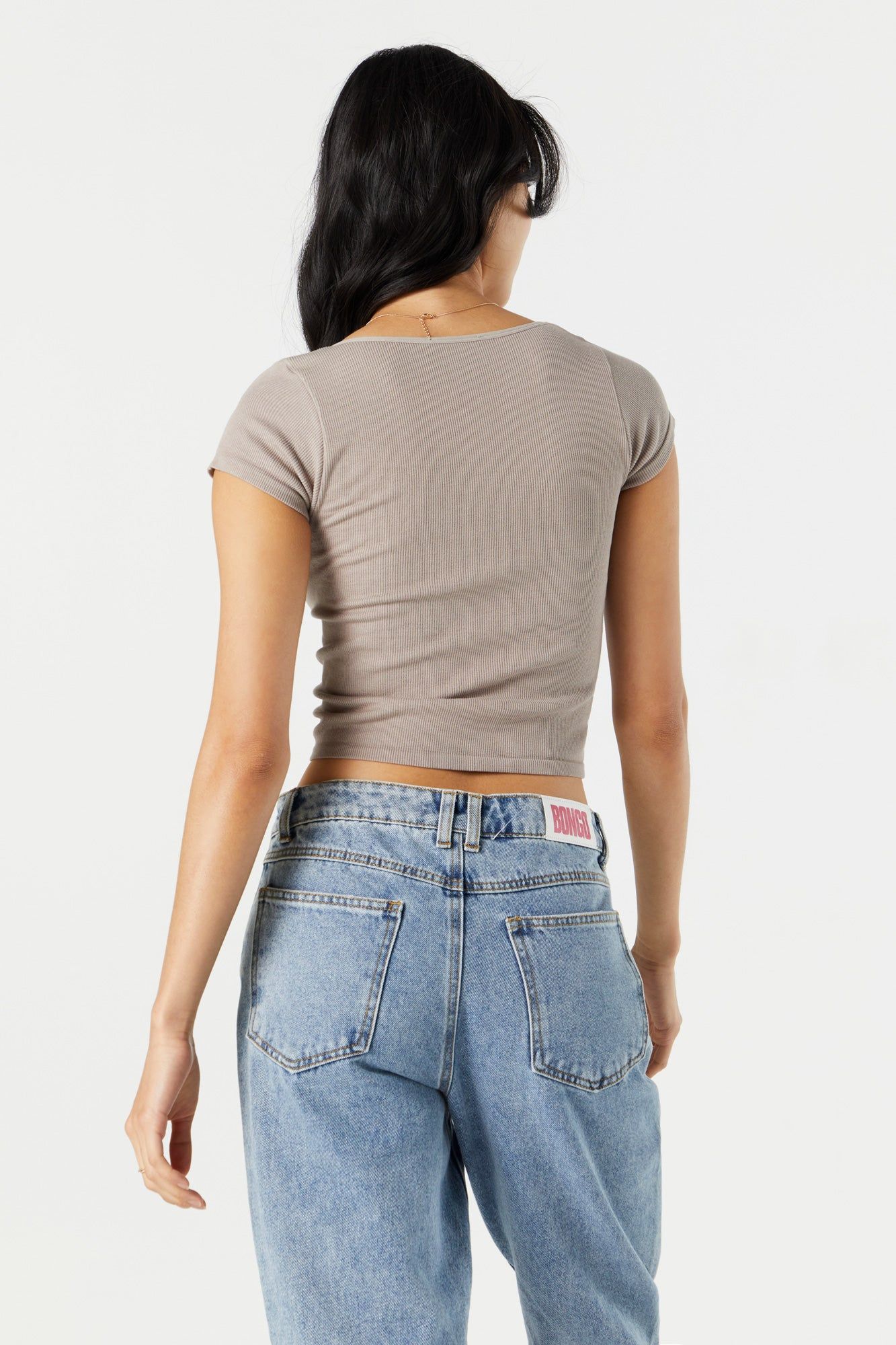 T-shirt côtelé ultracourt avec encolure carrée sold by Urban Planet product image thumbnail 5