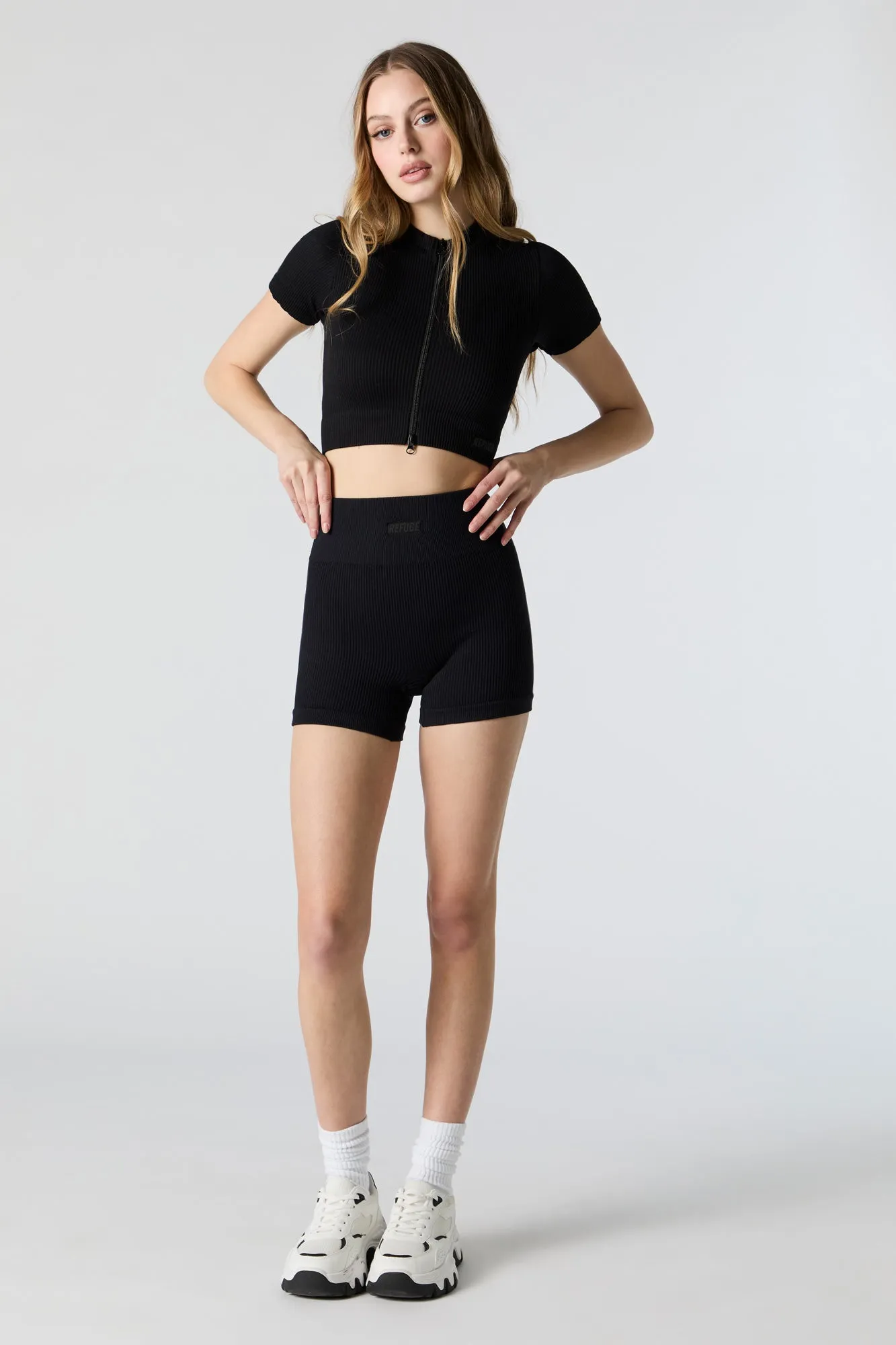 Short de cycliste côtelé sans couture sold by Urban Planet product image thumbnail 3
