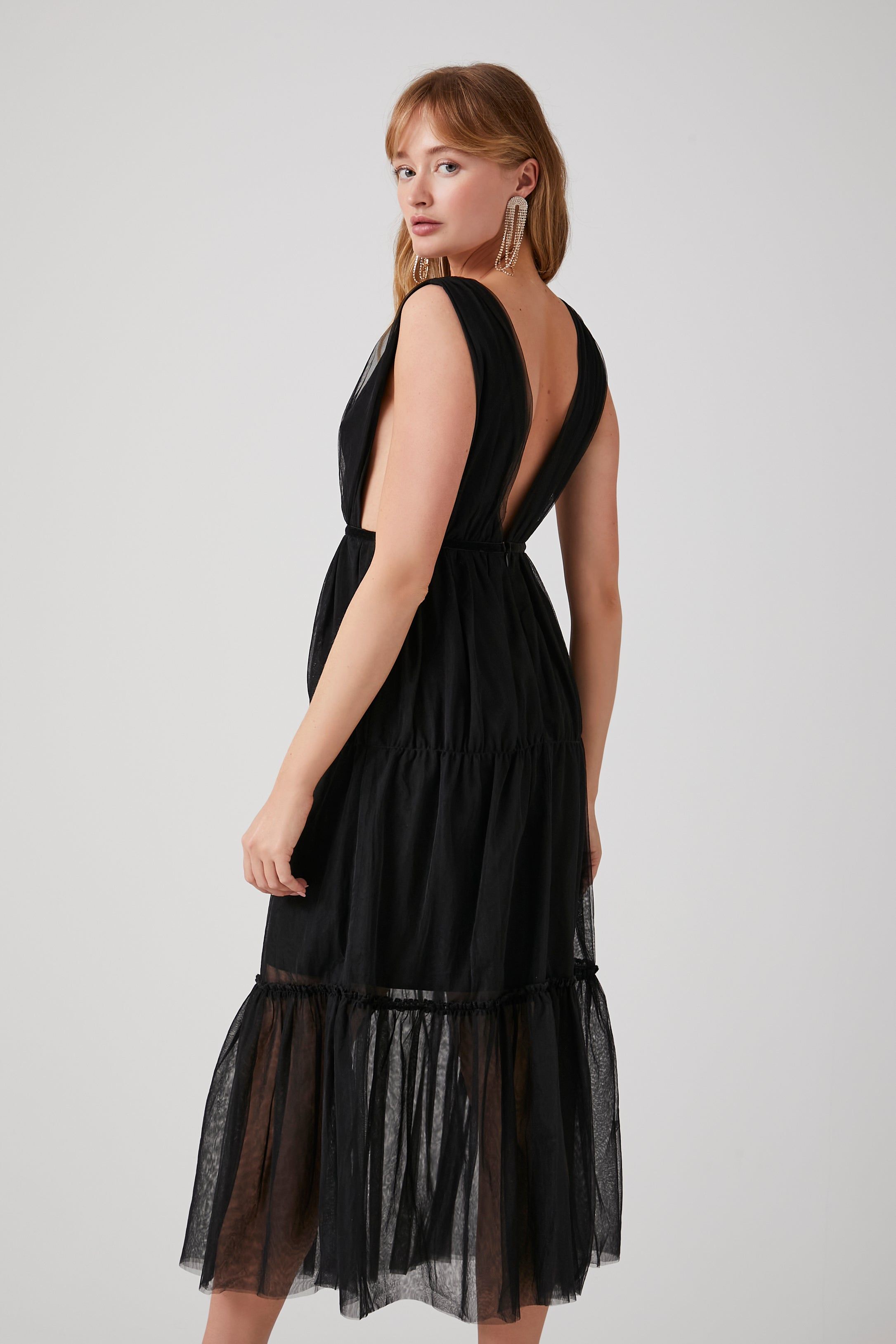 Robe midi en filet avec décolleté plongeant sold by Urban Planet product image thumbnail 2