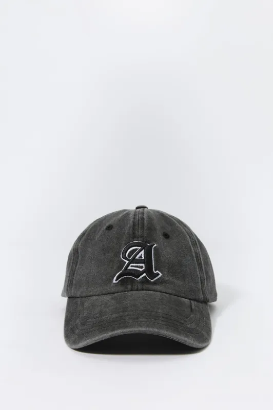 Casquette de baseball délavée avec motif brodé A sold by Urban Planet