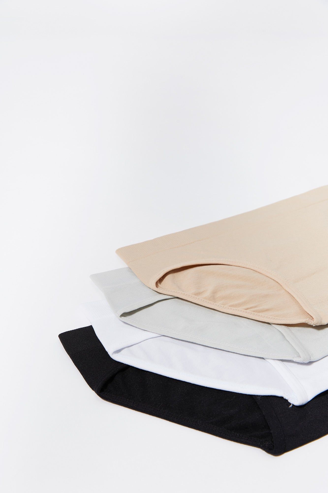 Sous-vêtements noir sans couture pour fille (Paquet de 4) sold by Urban Planet product image thumbnail 2