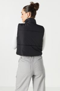Veste bouffante sold by Urban Planet