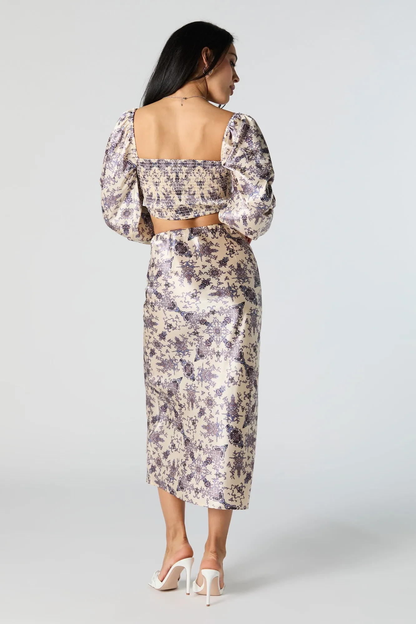 Jupe midi à taille haute en satin imprimé sold by Urban Planet product image thumbnail 3