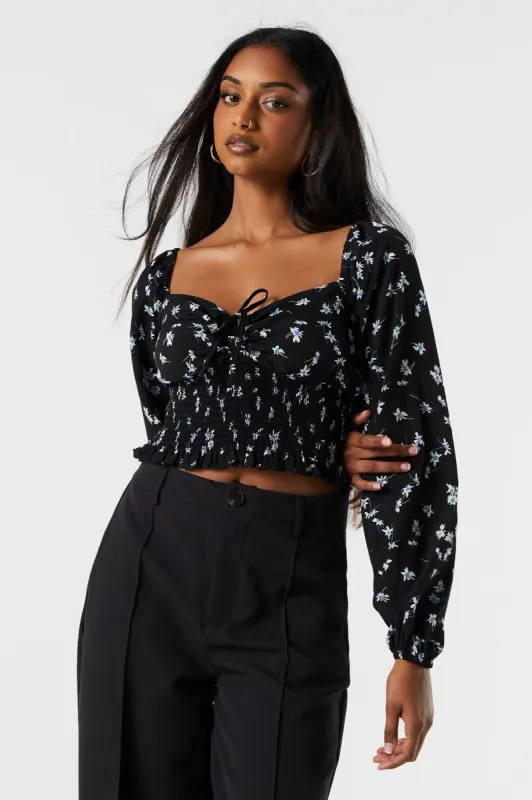 Haut de style laitière smocké fleuri noir sold by Urban Planet