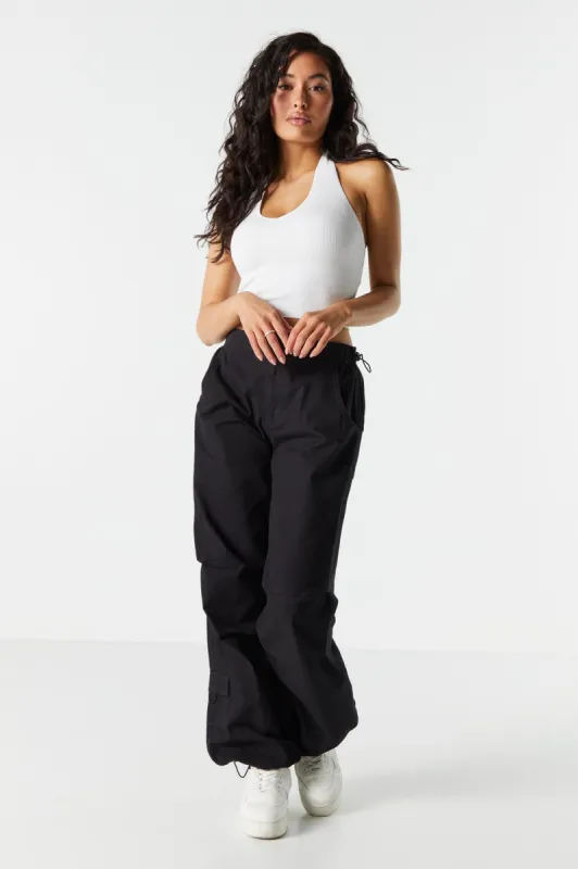 Pantalon parachute cargo uni à taille haute en toile sold by Urban Planet