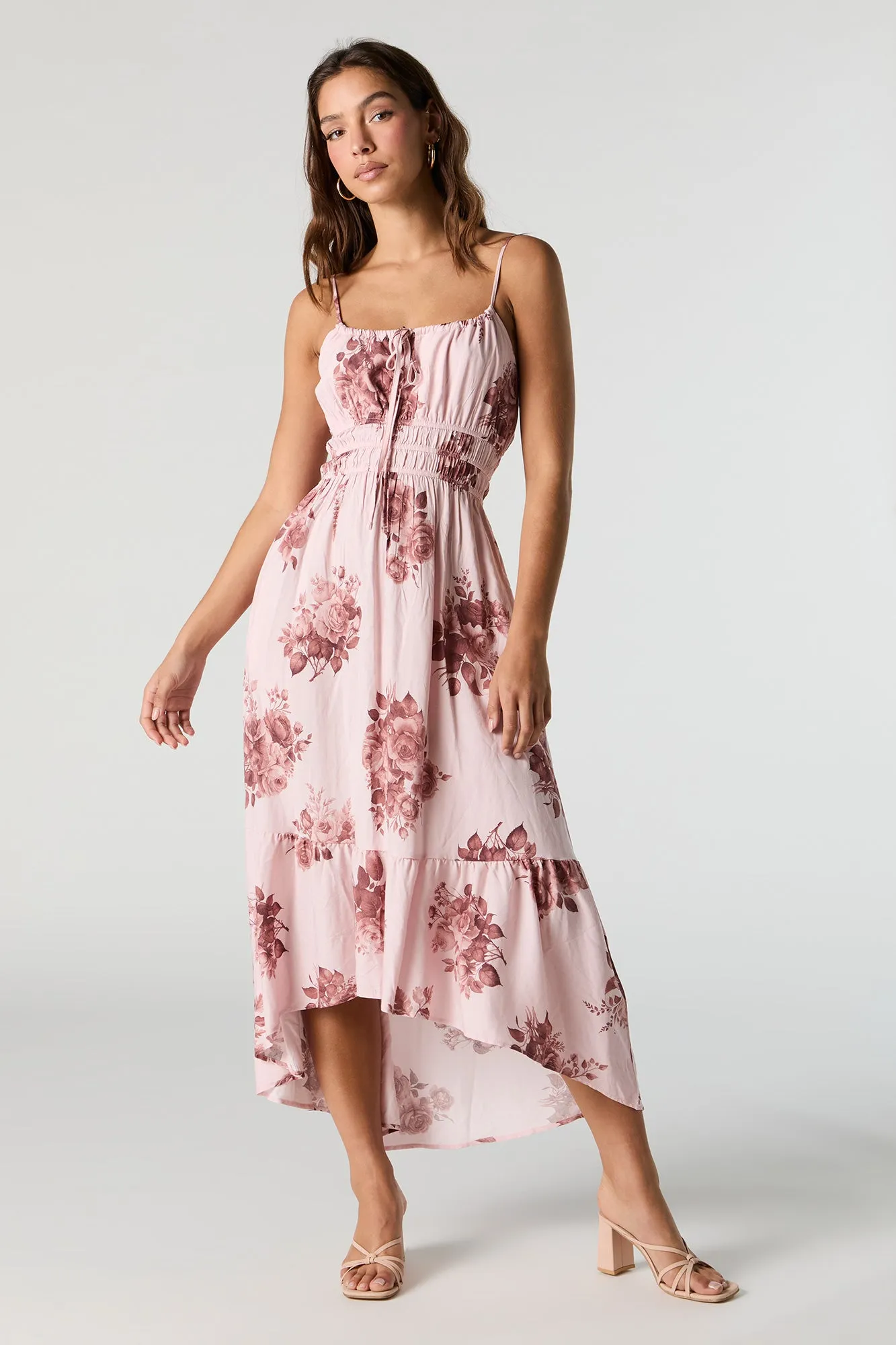 Robe midi asymétrique de style laitière sans manches fleurie sold by Urban Planet