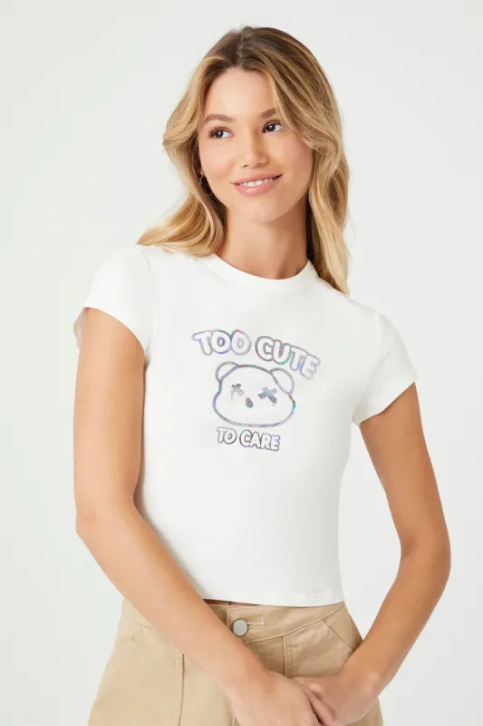 T-shirt écourté avec les mots Too Cute aux reflets irisés sold by Urban Planet