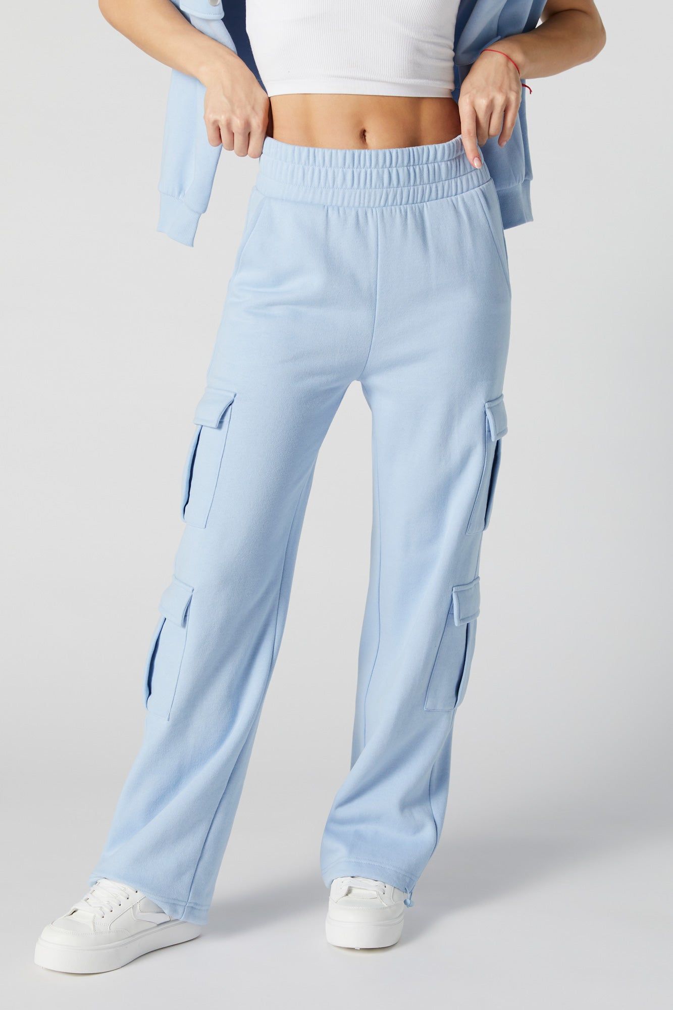 Jogger cargo à jambe large avec poches multiples sold by Urban Planet product image thumbnail 2