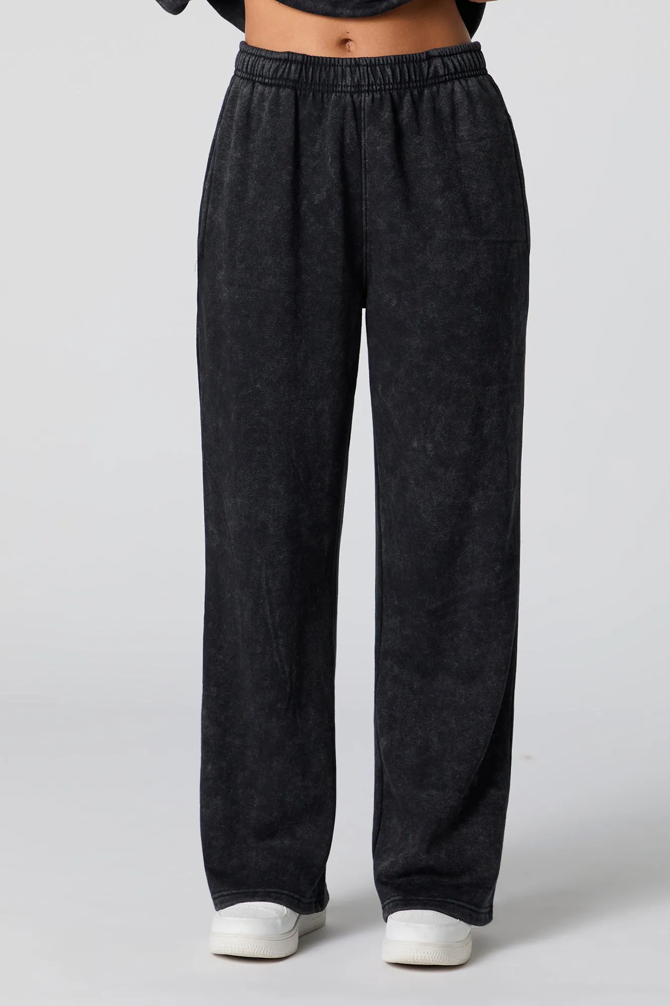 Washed Wide Leg Fleece Sweatpant sold by Urban Planet product image thumbnail 2