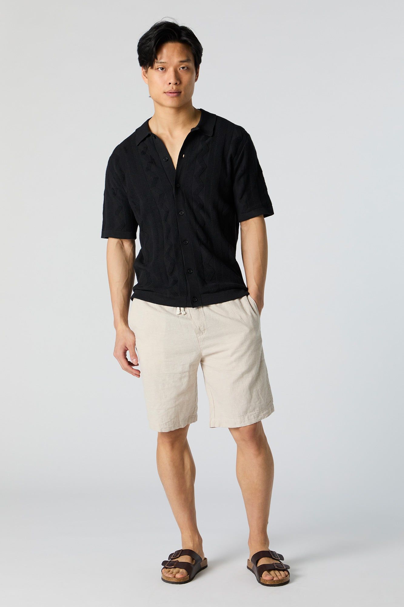 Haut boutonné en tricot à manches courtes sold by Urban Planet product image thumbnail 3