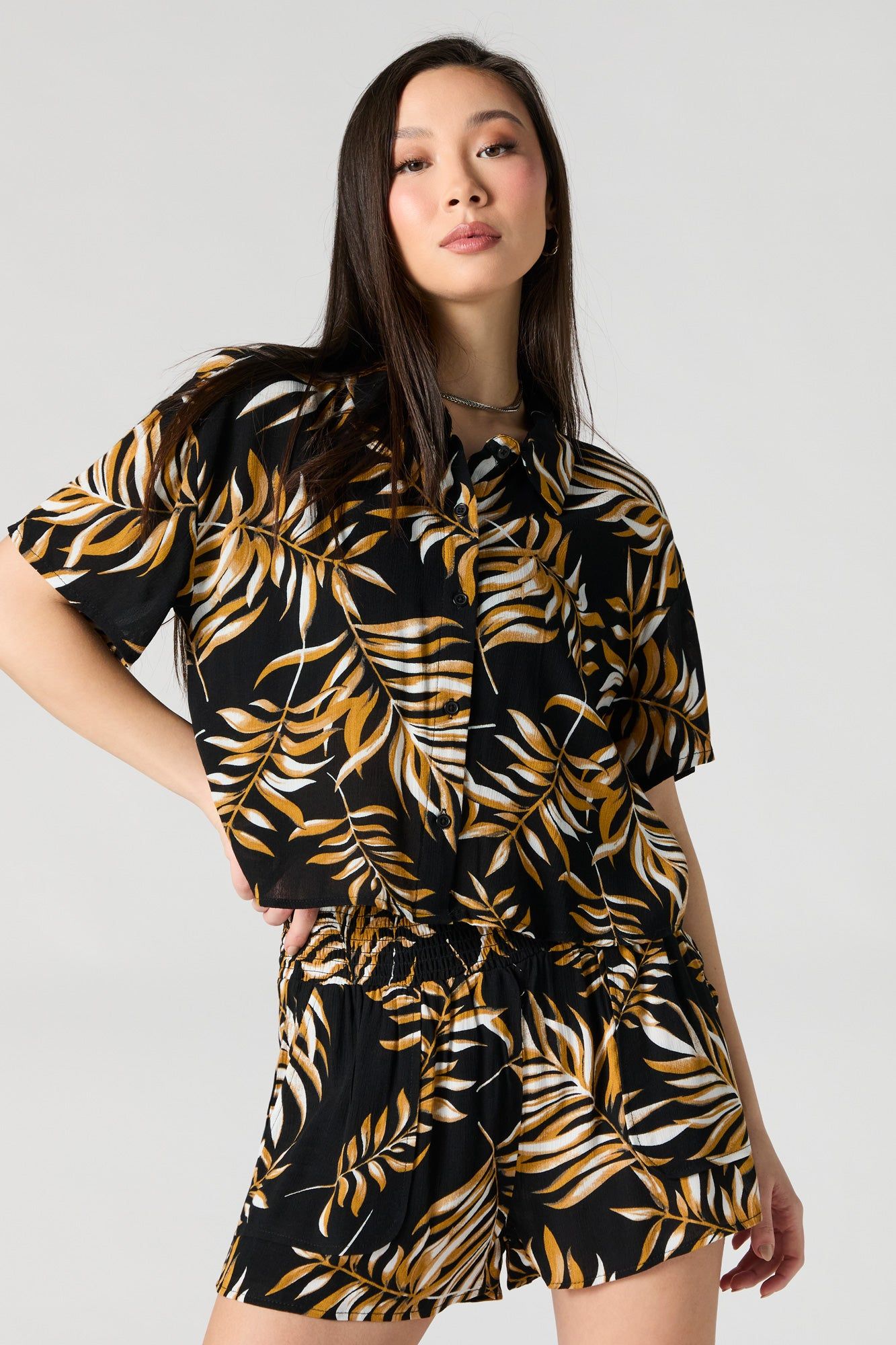 Leaf Print Cropped Button-Up Top sold by Urban Planet product image thumbnail 5