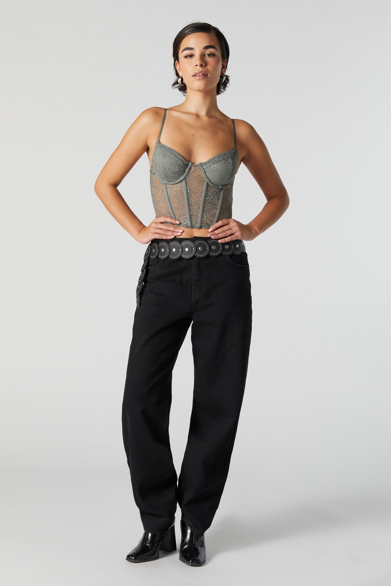 Haut corset en dentelle sold by Urban Planet product image thumbnail 3