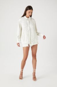 Chemisier en satin avec col et franges sold by Urban Planet