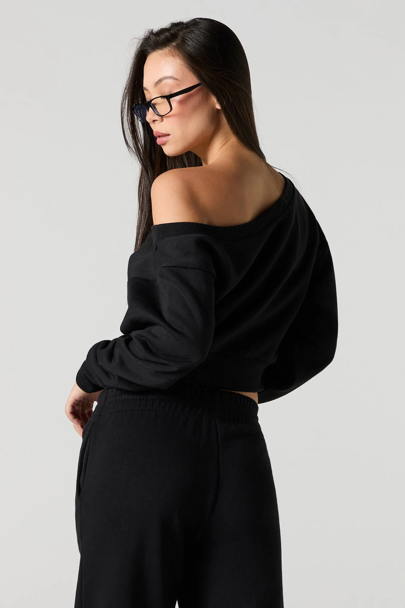 Chandail court en molleton à épaules dénudées sold by Urban Planet product image thumbnail 2