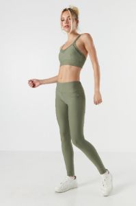 Legging Active mi-taille sold by Urban Planet