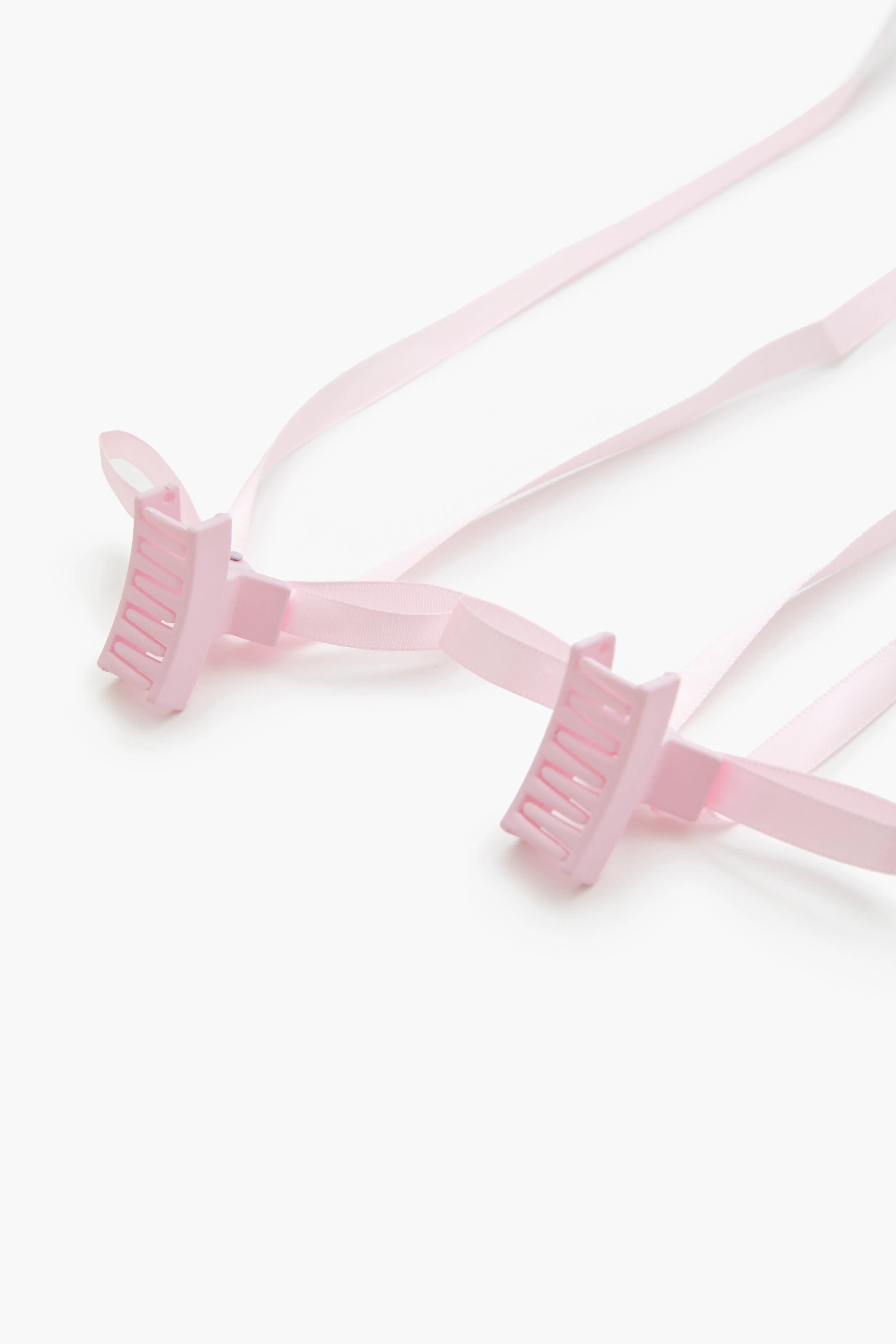 Oversized Bow Hair Clip Set (2 Pcs) sold by Urban Planet product image thumbnail 2