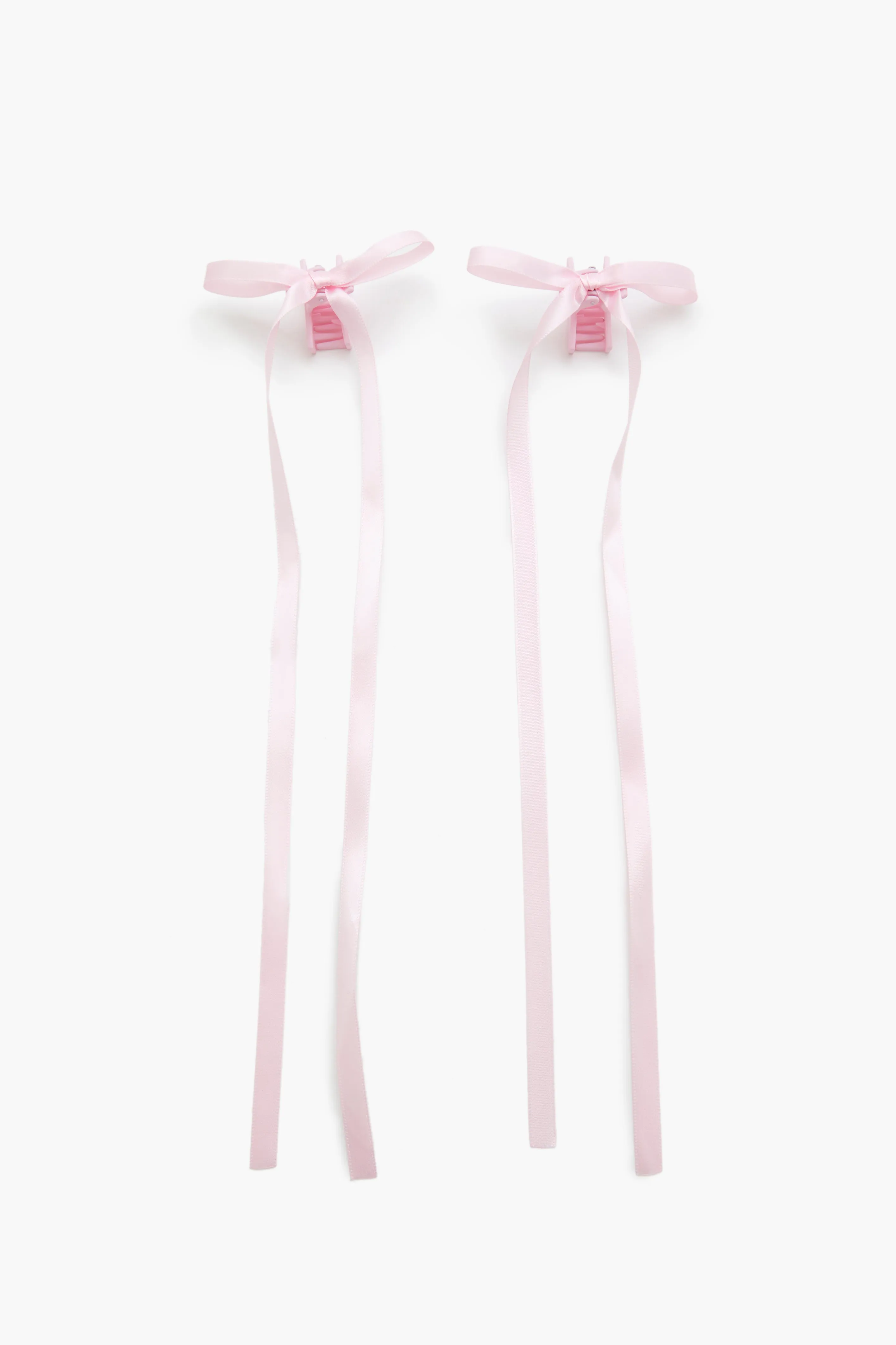 Oversized Bow Hair Clip Set (2 Pcs) sold by Urban Planet