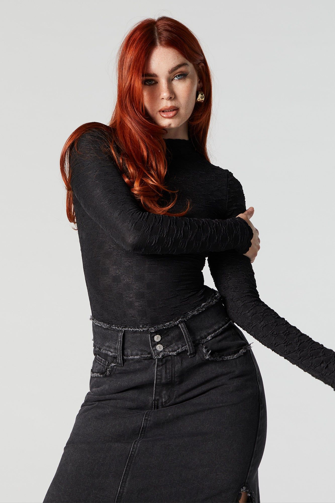 Maillot texturé avec ourlet volanté et col cheminée sold by Urban Planet product image thumbnail 5