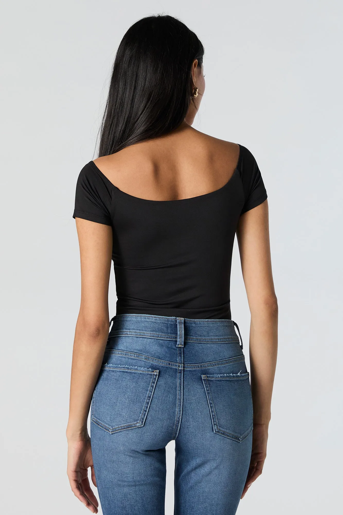 Maillot profilé à manches courtes et épaules dégagées sold by Urban Planet product image thumbnail 4